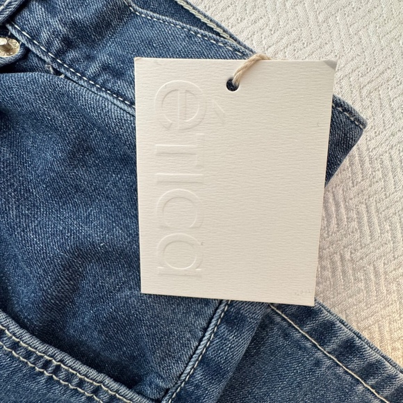 NWT ETICA Iris Relaxed Barrel Jeans in Fistral Blue Denim, Women Size 30 - Picture 11 of 16